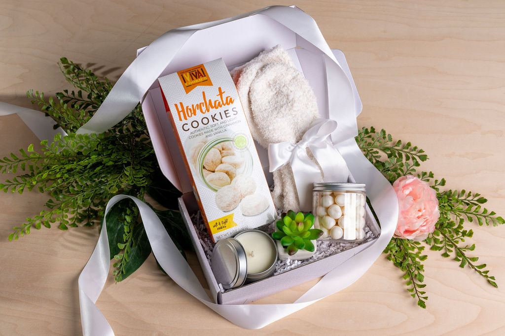 Cozy winter gift set- Pamper yourself or a special friend, relative-No Name- on Lucasgift