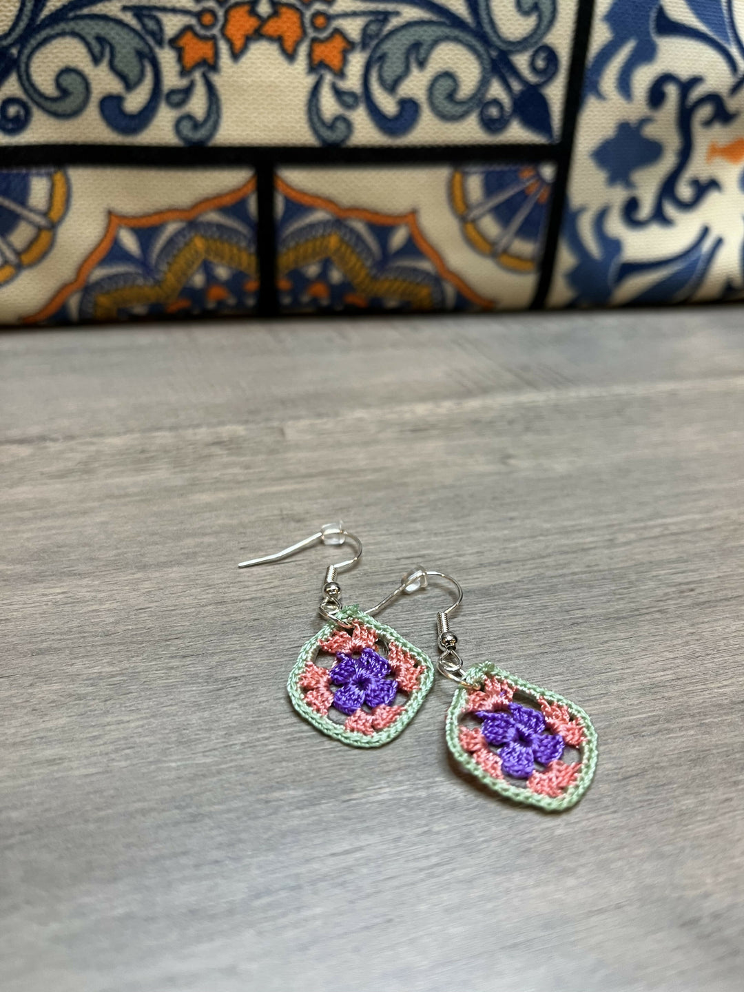 Grannysquare Micro-crochet Earrings- on Lucasgift