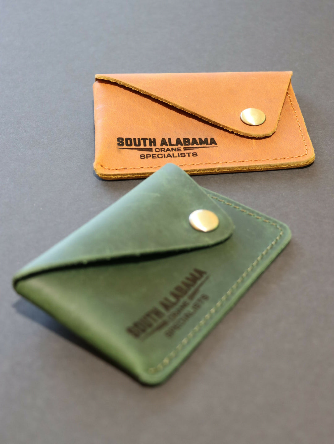 BULK 100 pcs LEATHER WALLETS, Wholesale Gifts with Engraved Logo- on Lucasgift