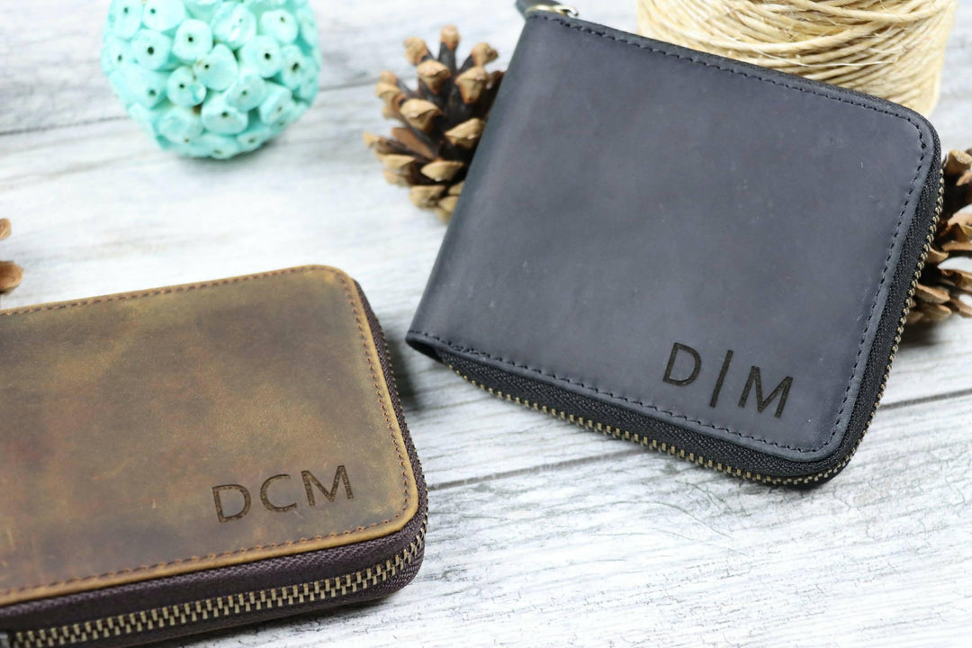 Personalized Zipper Wallet- on Lucasgift