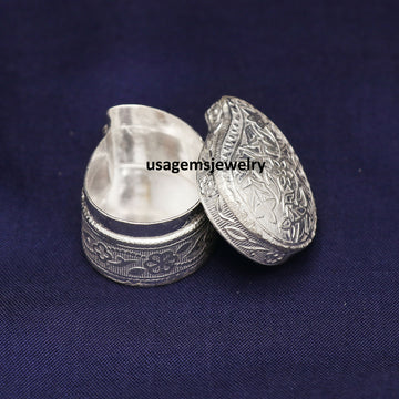 Handcrafted Heart-Shaped Sindoor Dibi (16.8g, 3.2 cm) with Floral Carving | Traditional Kumkum Box for Bridal, Puja & Wedding Gifts BJ1024- on Lucasgift