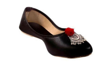 Black Buckle Jutti: Handmade Punjabi Khussa Shoes- on Lucasgift