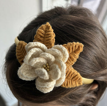 Hand Crocheted Headband - Lily -Ecru- on Lucasgift
