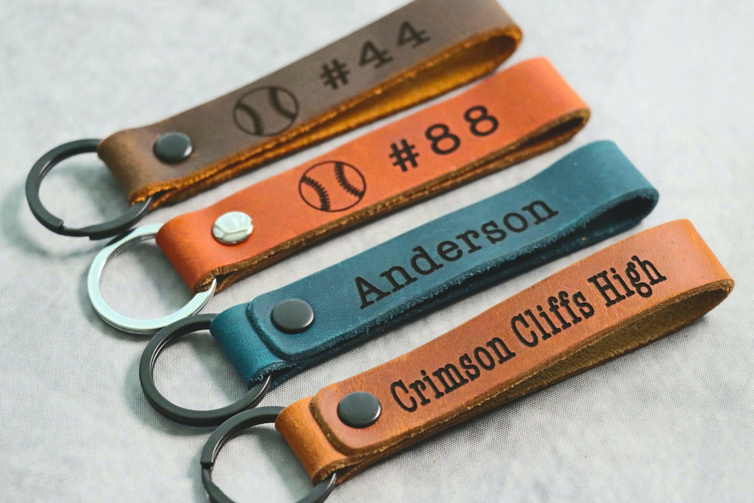 SLIM Baseball Personalized Keychain / Keyring / bag Tag / Name Tag - Leather Keychain- on Lucasgift