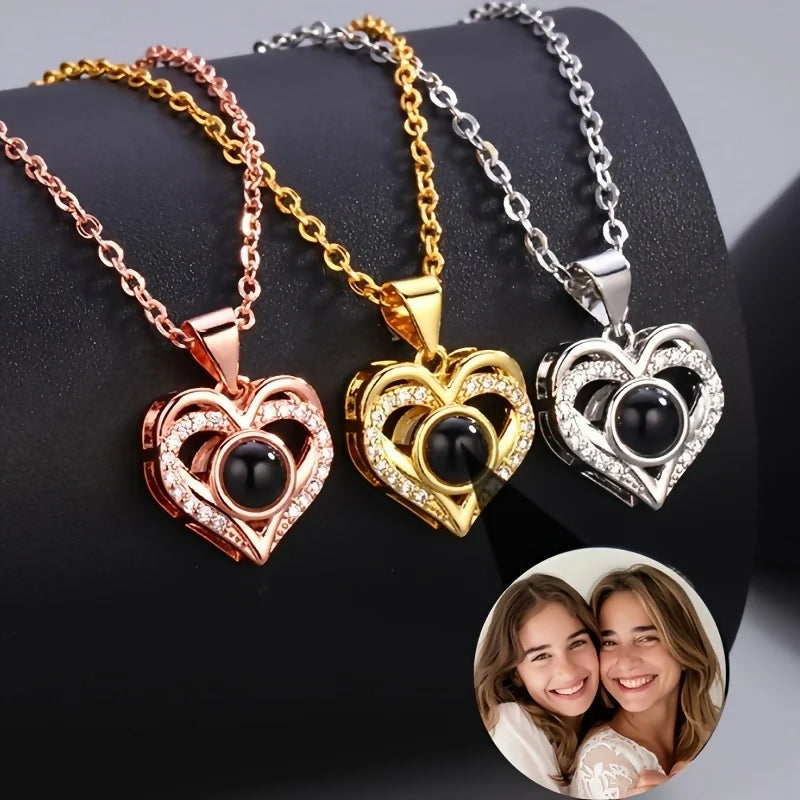 Personalised projection necklace, Gift for mom, photo projection necklace- on Lucasgift