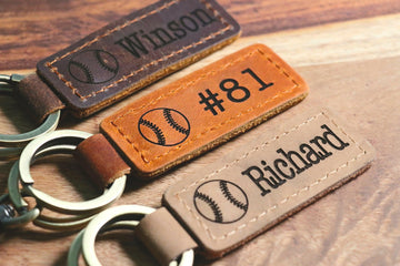 Baseball Personalized Keychain / Keyring / bag Tag / Name Tag - Leather Keychain- on Lucasgift