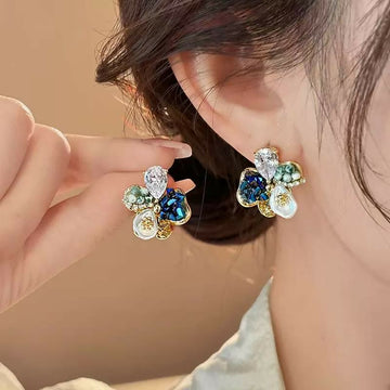 earring- on Lucasgift