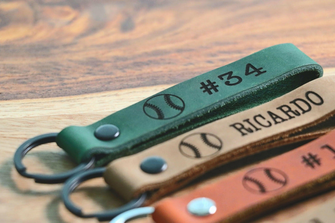 SLIM Baseball Personalized Keychain / Keyring / bag Tag / Name Tag - Leather Keychain- on Lucasgift