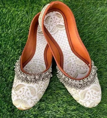 White Embroidered Punjabi Jutti: Handmade Indian Slip-On Shoes- on Lucasgift