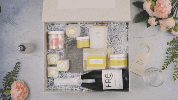 Congratulations gift basket, Celebration gift box- on Lucasgift