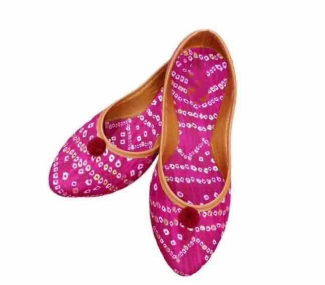 Pink Punjabi Jutti: Handmade Indian Slip-On Shoes- on Lucasgift