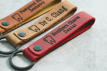 SLIM Dentist Owner Keychain, Personalized Dentist Keychain, Clinic Owner Gift, Dentist Christmas Gift- on Lucasgift