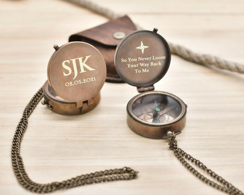 Personalized gift, gift for her, gift for him, personalized gift, aunt gift, Anniversary gift, Compass, Antique Brass Bronze Compass Gift- on Lucasgift