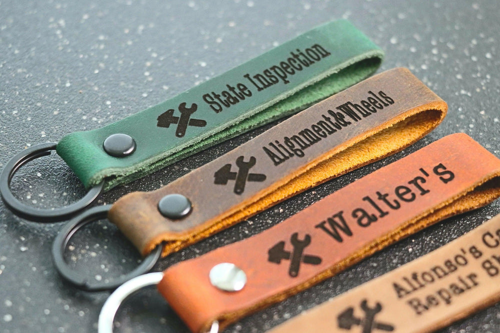 SLIM MECHANIC Personalized Keychain, Mechanic Keyring, Mechanic Key tag, Name Tag, Cute Leather Keychain, Mechanic Keychain- on Lucasgift