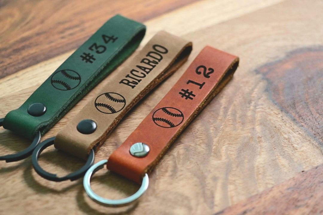 SLIM Baseball Personalized Keychain / Keyring / bag Tag / Name Tag - Leather Keychain- on Lucasgift