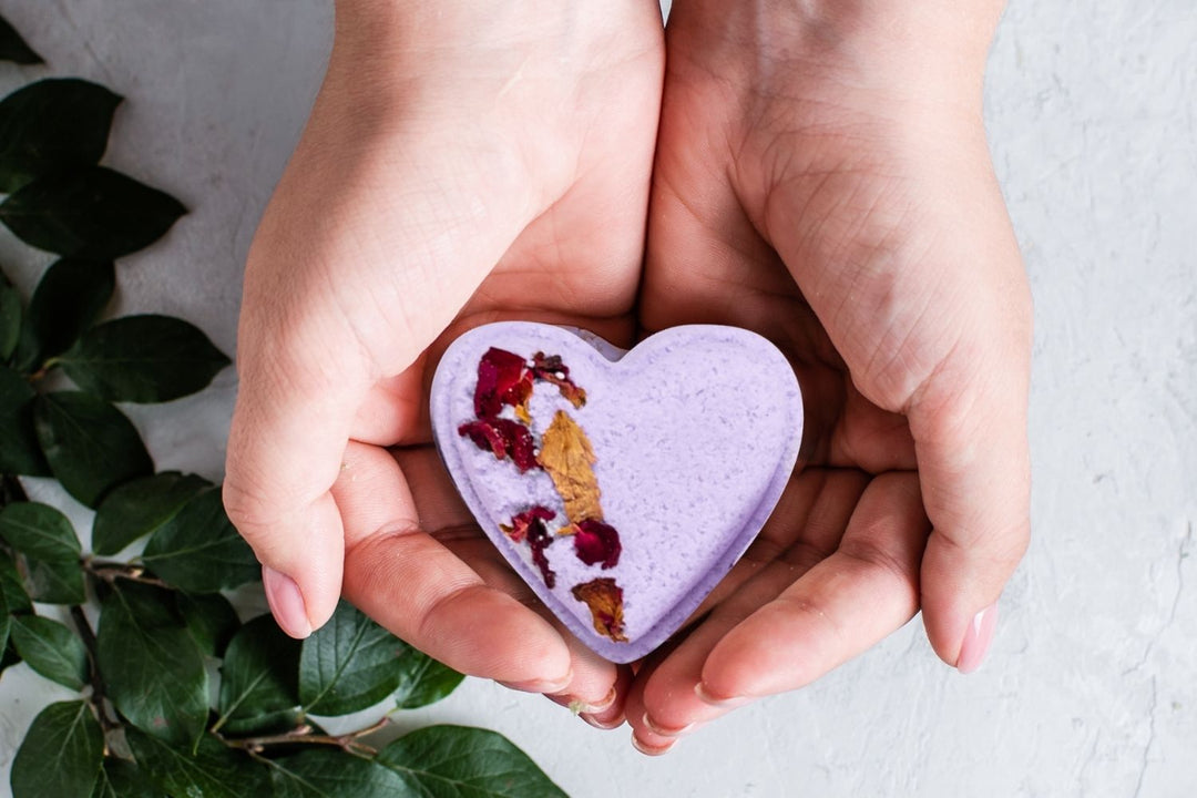 Set of 5 Heart Shaped Shower Steamers Package - in a Gift Box - Can be personalized.- on Lucasgift