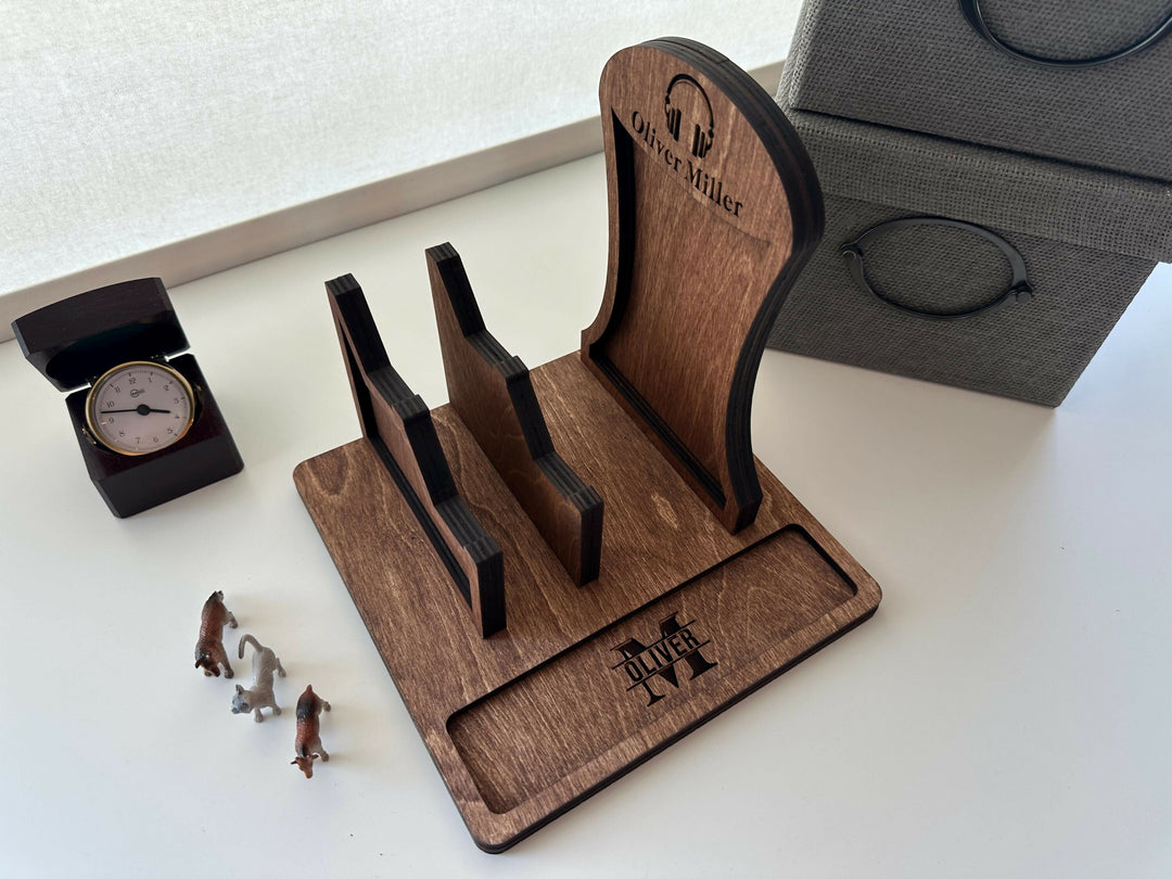 Personalized Wooden Headphones Holder and Controller Stand, Controller and Headset Stand- on Lucasgift
