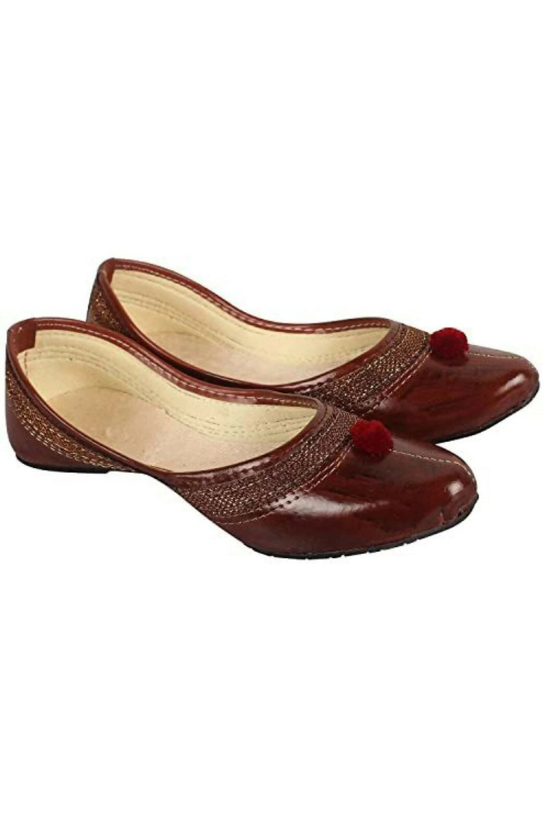 Punjabi Jutti: Handmade Indian Slip-On Shoes- on Lucasgift