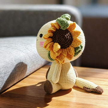 Sunflower Ear Axolotl Crochet Plush | Handmade Knitted Stuffed Animal | Kawaii Decor Gift- on Lucasgift