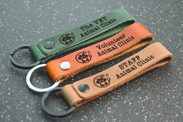 SLIM Veterinarian Personalized Keychain / Keyring / bag Tag / Name Tag - Leather Keychain-Lucasgift