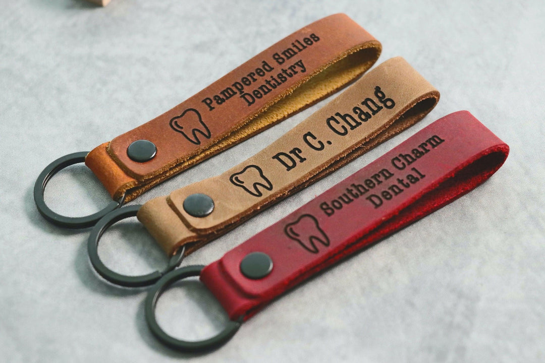 SLIM Dentist Owner Keychain, Personalized Dentist Keychain, Clinic Owner Gift, Dentist Christmas Gift- on Lucasgift