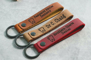 SLIM Dentist Owner Keychain, Personalized Dentist Keychain, Clinic Owner Gift, Dentist Christmas Gift- on Lucasgift