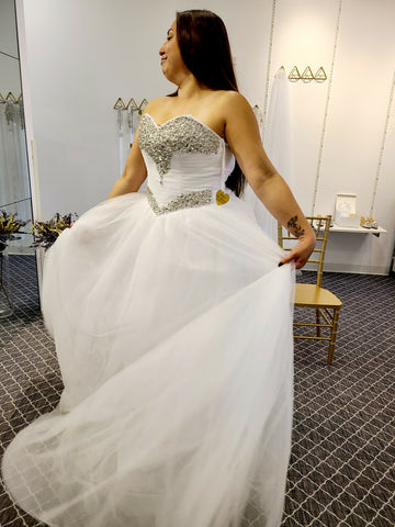 Boutique Wedding Dress- on Lucasgift