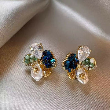 earring- on Lucasgift