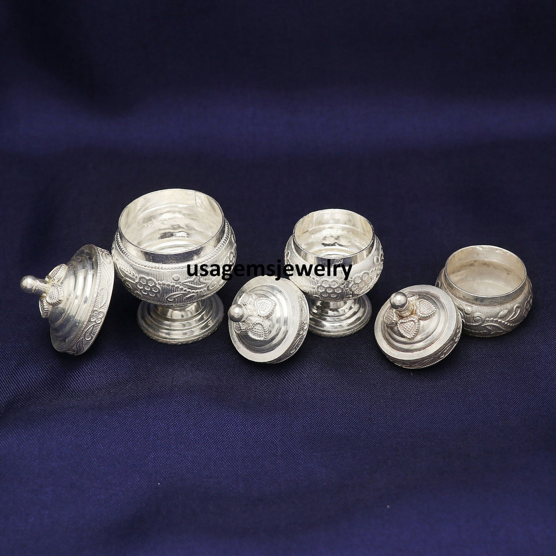 Handcrafted Silver Sindoor Box 14.5g Floral Engraved Kumkum Container with Dome Lid (3.5 cm x 2.7cm) BJ1011- on Lucasgift
