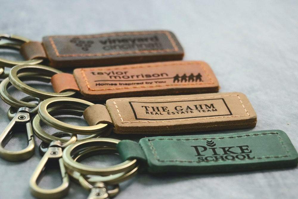 Corporate Gifts for Employees, Personalized Keychain, Leather Keychain, Keychain Teacher, Keychain for Keys, Party Favors for Adults Bulk- on Lucasgift