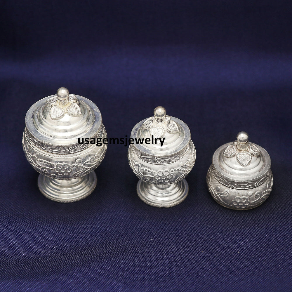 Handcrafted Silver Sindoor Box 14.5g Floral Engraved Kumkum Container with Dome Lid (3.5 cm x 2.7cm) BJ1011- on Lucasgift