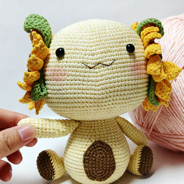 Sunflower Ear Axolotl Crochet Plush | Handmade Knitted Stuffed Animal | Kawaii Decor Gift- on Lucasgift