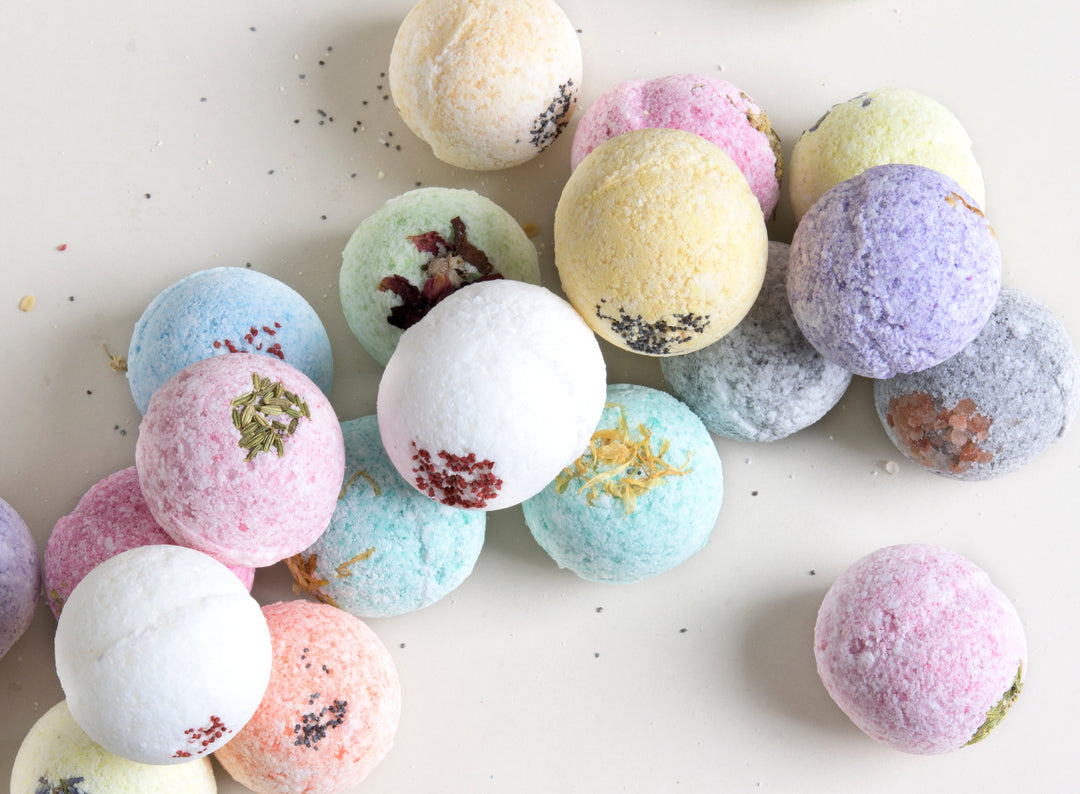 11 Bath Bomb Gift Box + one Free Bomb to make 12 !!- on Lucasgift