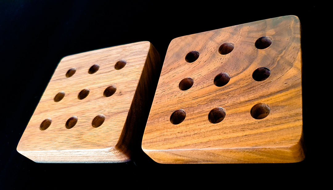 Wooden Pen Stand, Minimalist Handmade Pen and Pencil Holder For Desk, Teacher Appreciation Gift- on Lucasgift