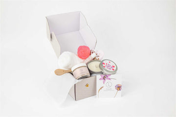 Cute LOVE Special Gift Box, Natural Skincare Gift Box, Mother's Day Gift, BFF, Sister- on Lucasgift