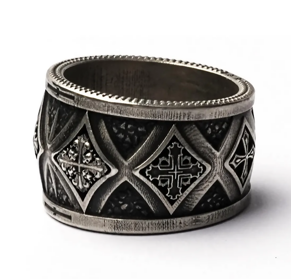 Sterling Silver Gothic Cathedral Ring: Antiqued Cross Armor Ban- on Lucasgift