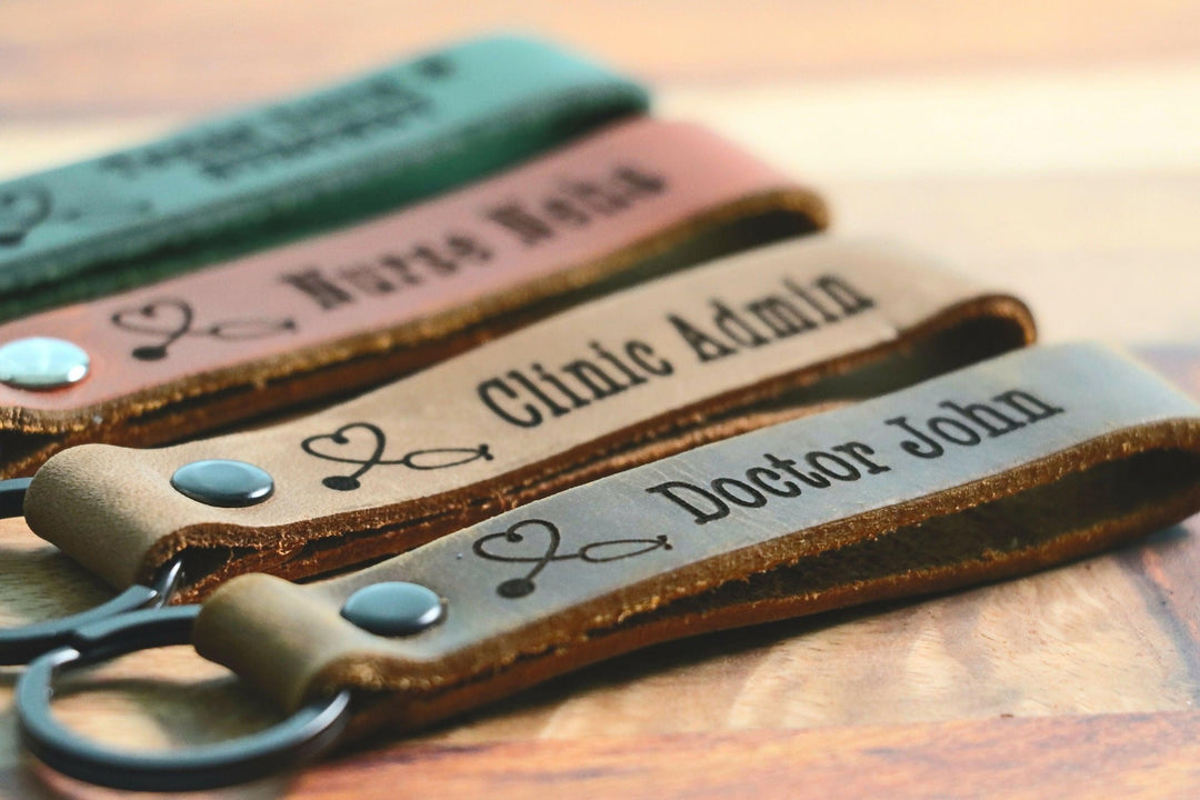 SLIM DOCTOR Personalized Keychain, Doctor Keyring, Medical Clinic Key tag, Name Tag, Cute Leather Keychain, Clinic Staff Keychain- on Lucasgift