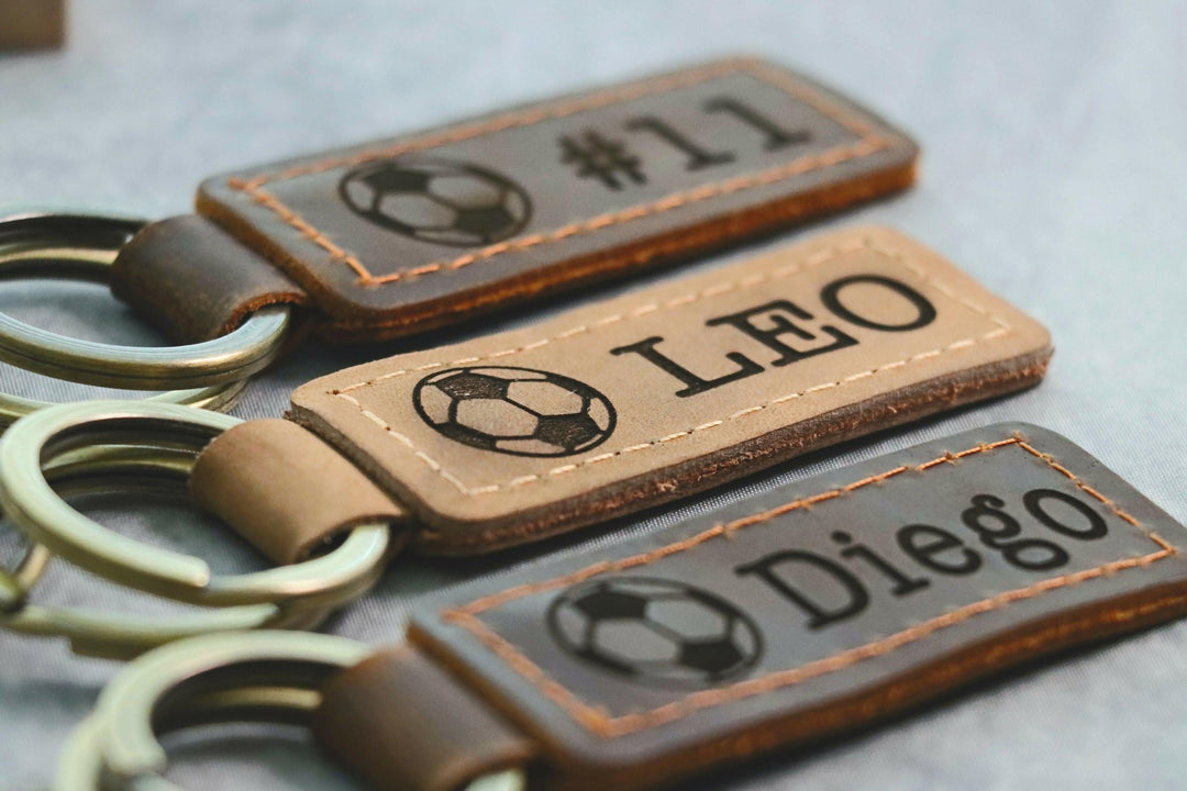 Soccer Personalized Keychain / Keyring / bag Tag / Name Tag - Leather Keychain- on Lucasgift