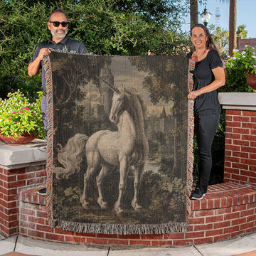 Of course we have something with an unicorn too- on Lucasgift