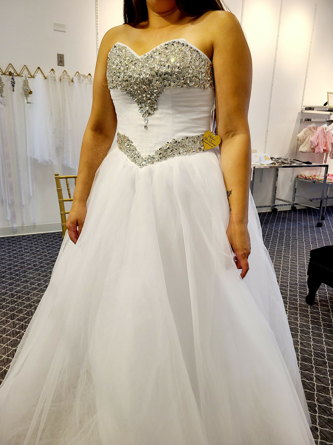 Boutique Wedding Dress- on Lucasgift