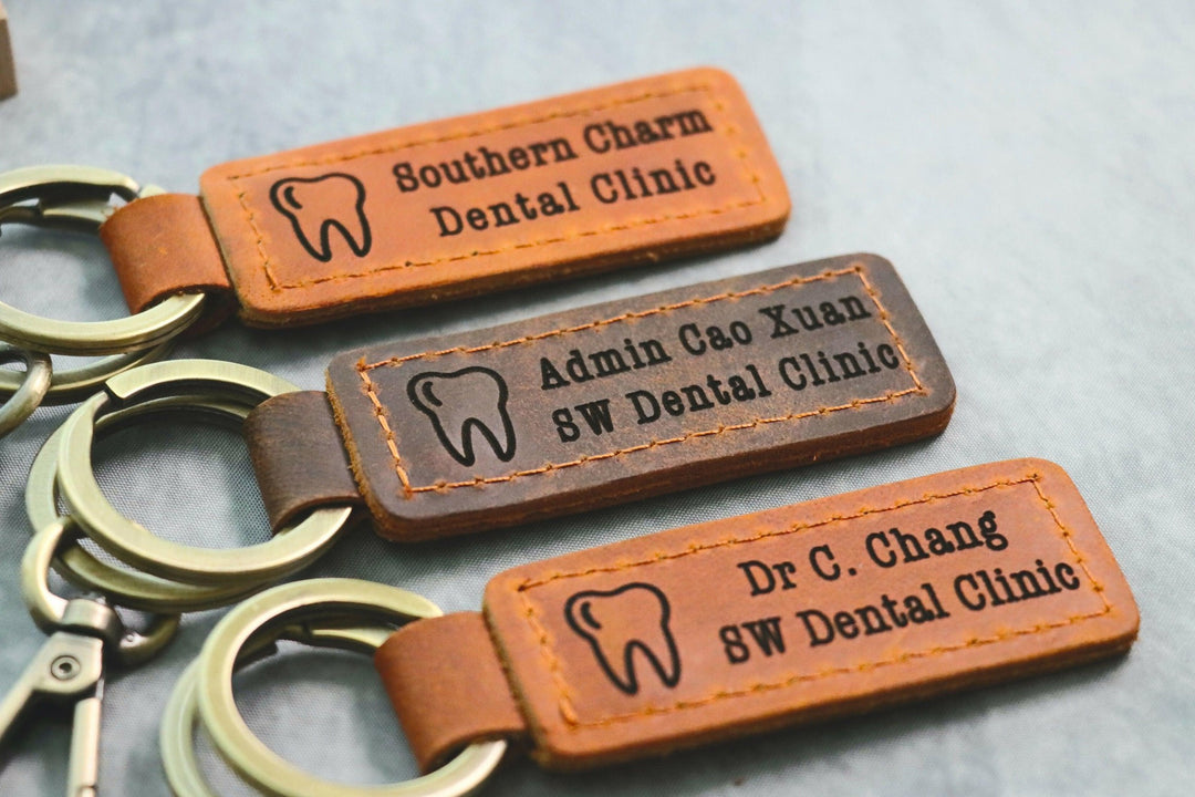 Dentist Owner Keychain, Personalized Dentist Keychain, Clinic Owner Gift, Dentist Christmas Gift- on Lucasgift