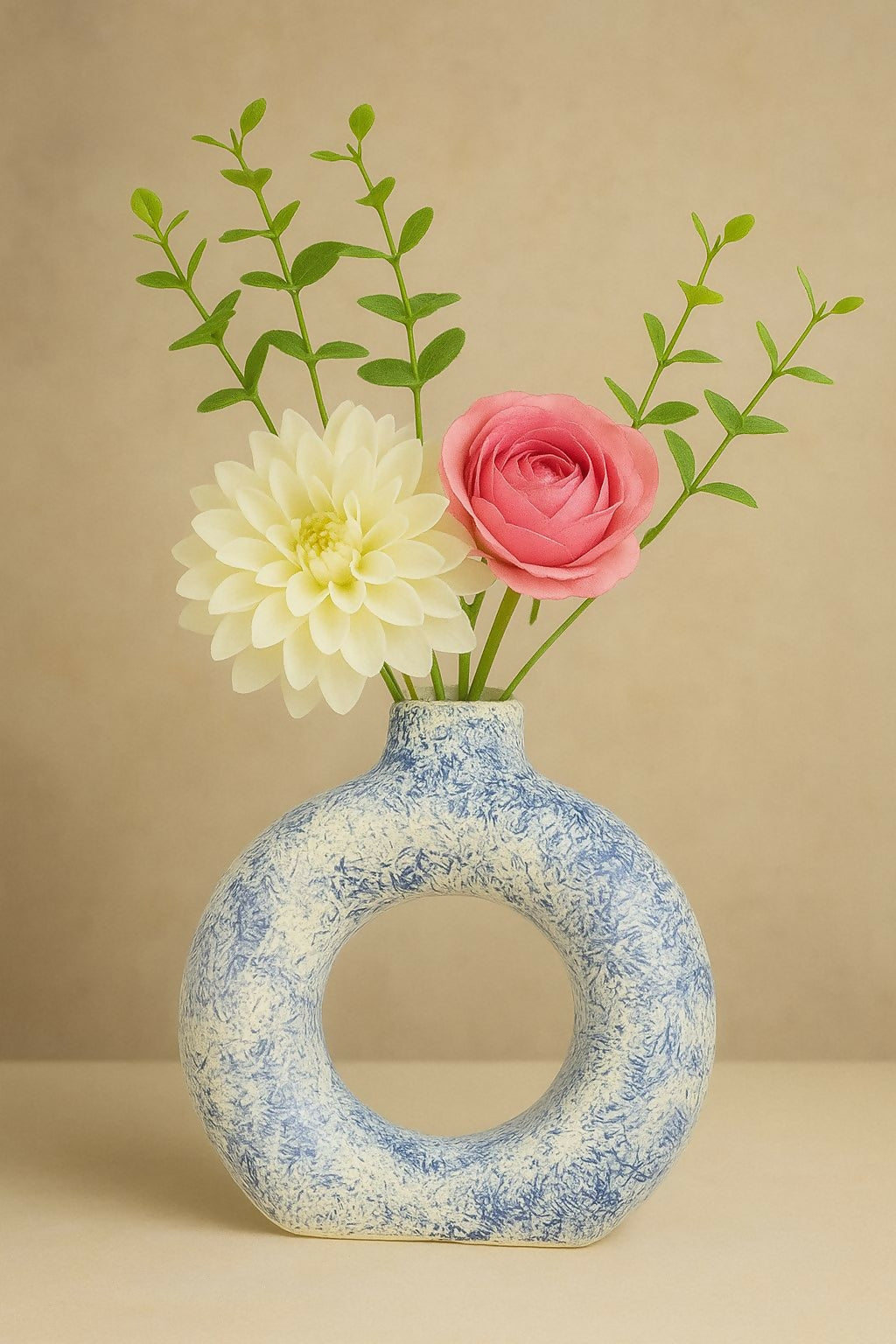 Ceramic Donut Shape Flower Vase- on Lucasgift