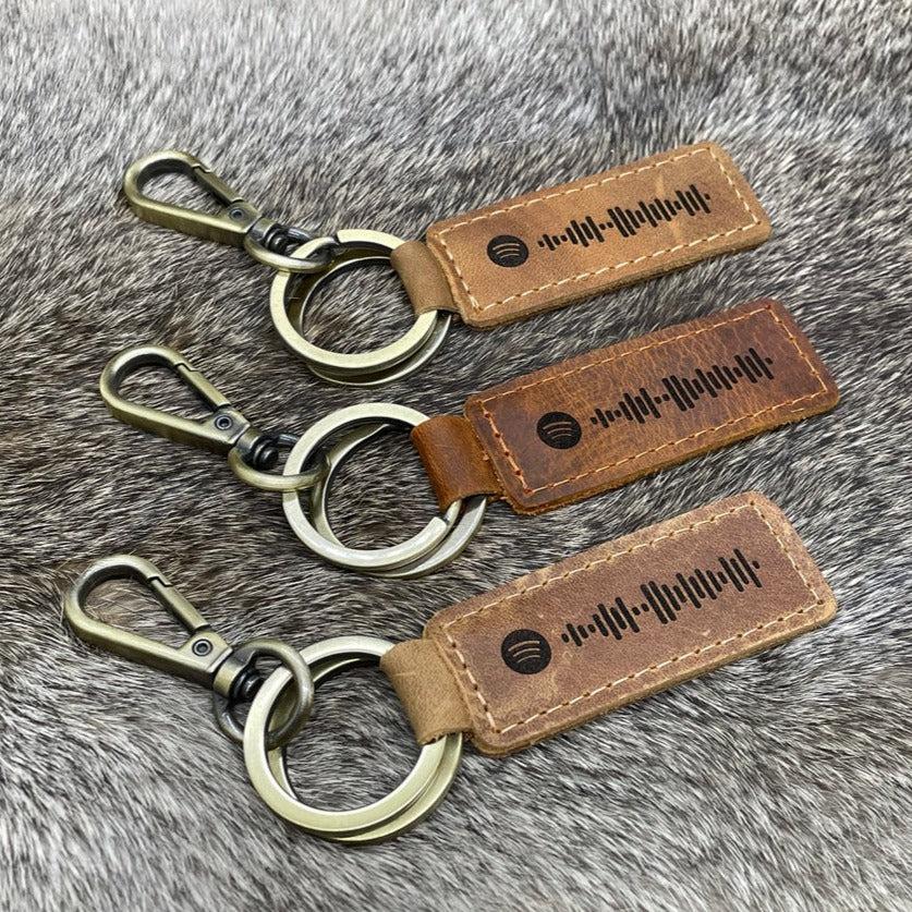 ShowstopperSupplies Personalized Leather Key Chain, Custom Leather Keyring, Gifts for Him Her, Third Leather Anniversary Gift, Customised Valentine's Day Gift